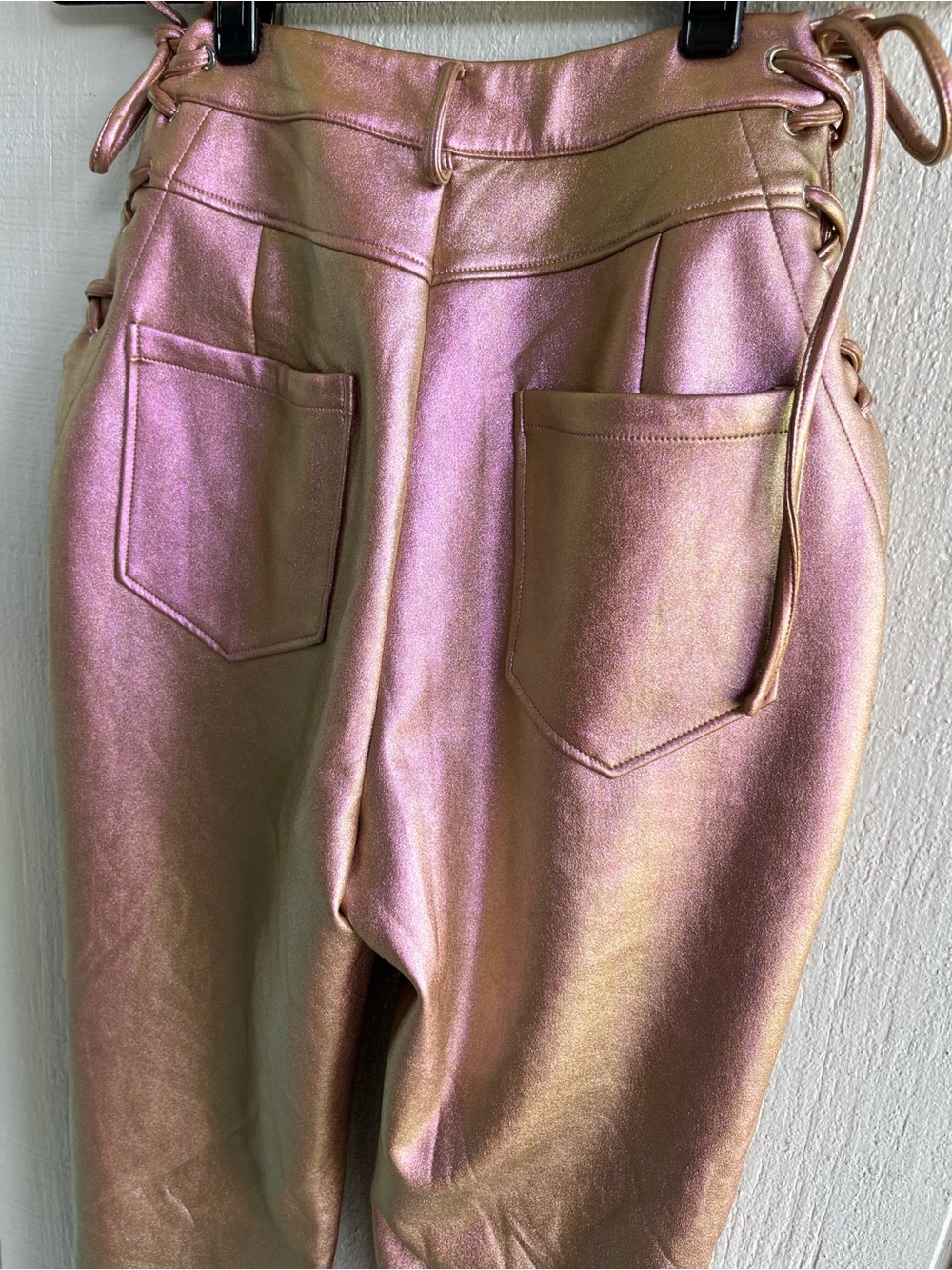 NWT NICHOLAS Metallic Pink Rose Faux Leather Lace Up Valeria Pant in Size‎ 6 - Picture 6 of 9